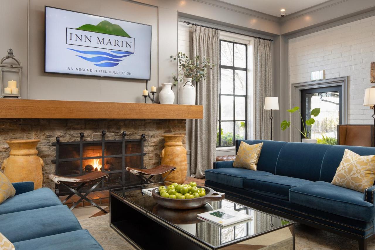 Inn Marin And Suites, Ascend Hotel Collection Новато Экстерьер фото